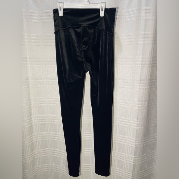 Spanx black velvet leggings - Picture 3 of 6
